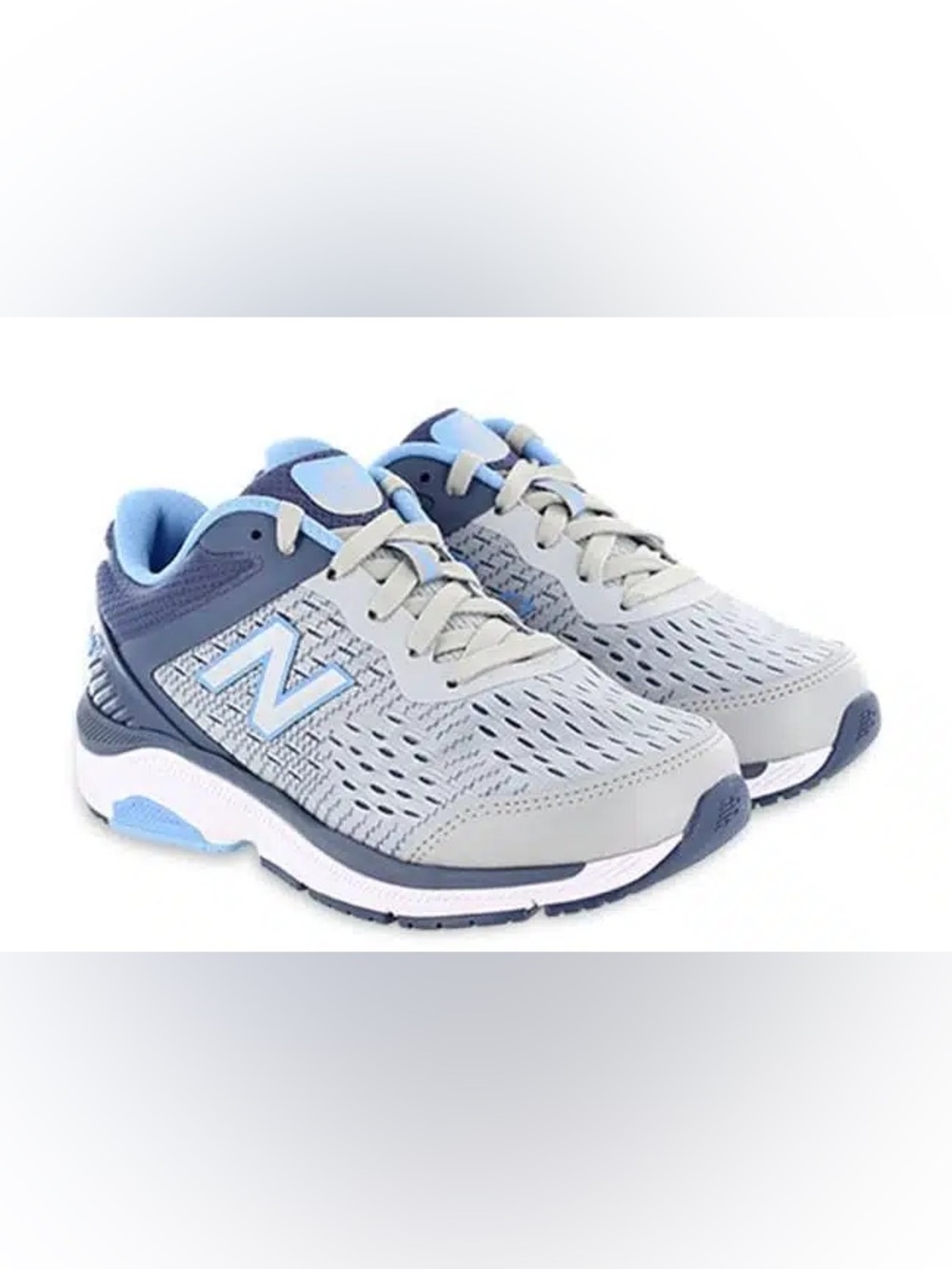 Women’s New Balance 847v4 Walking Shoes / 9